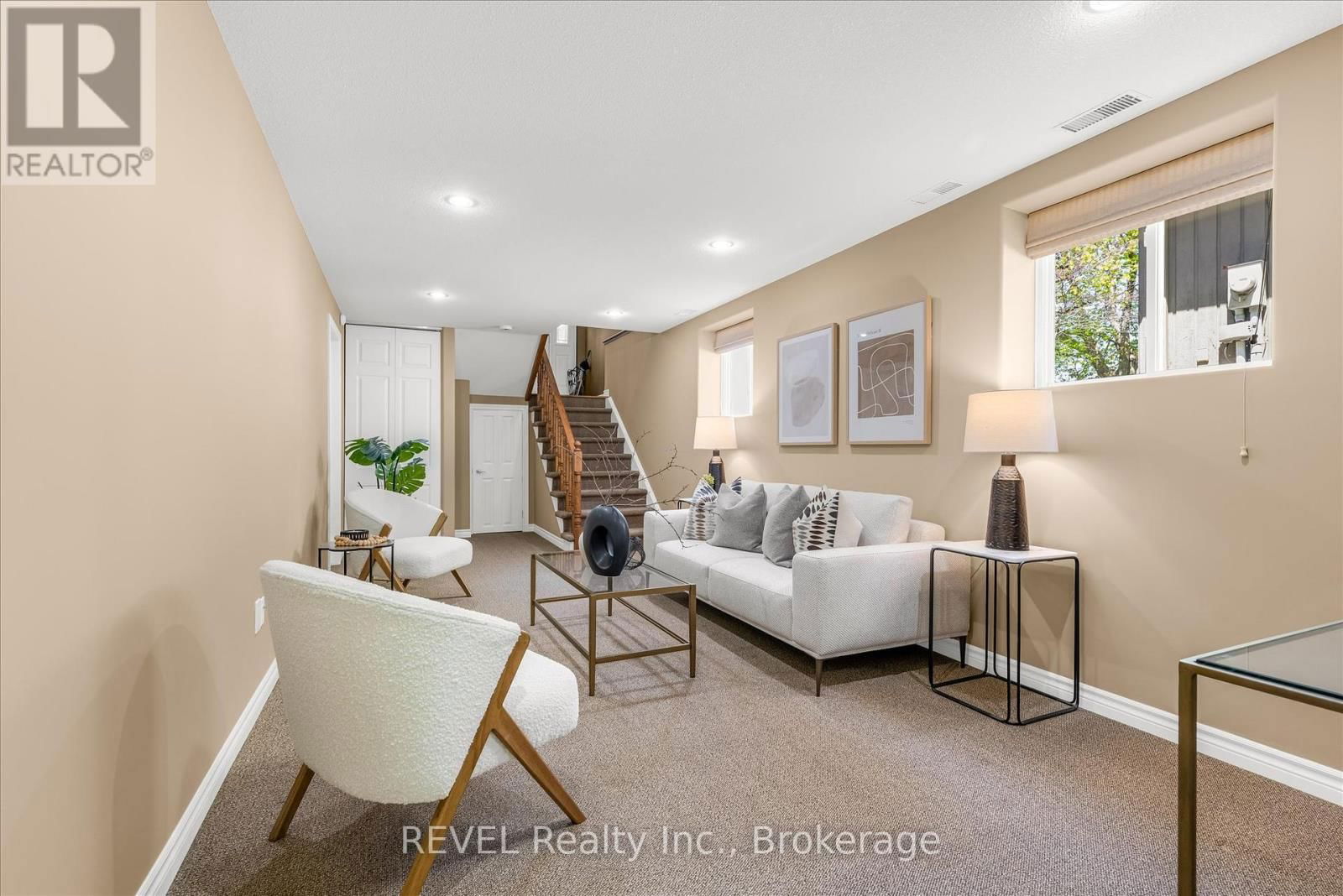 86 NEWPORT STREET Image 28