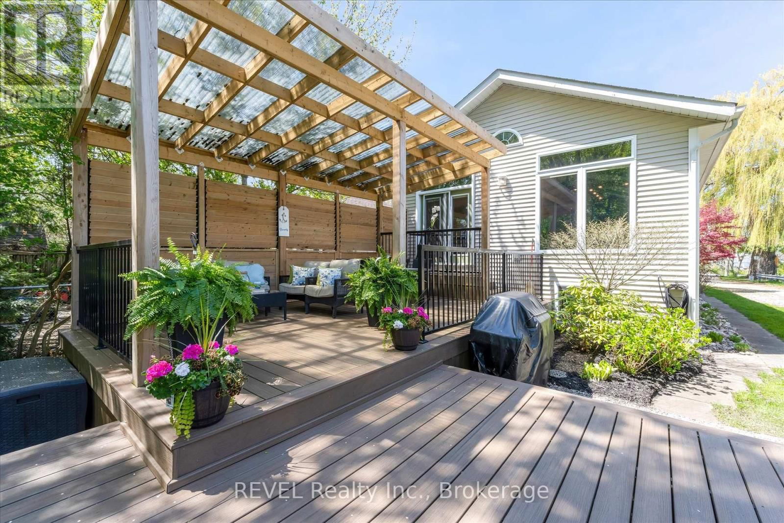 86 NEWPORT STREET Image 37