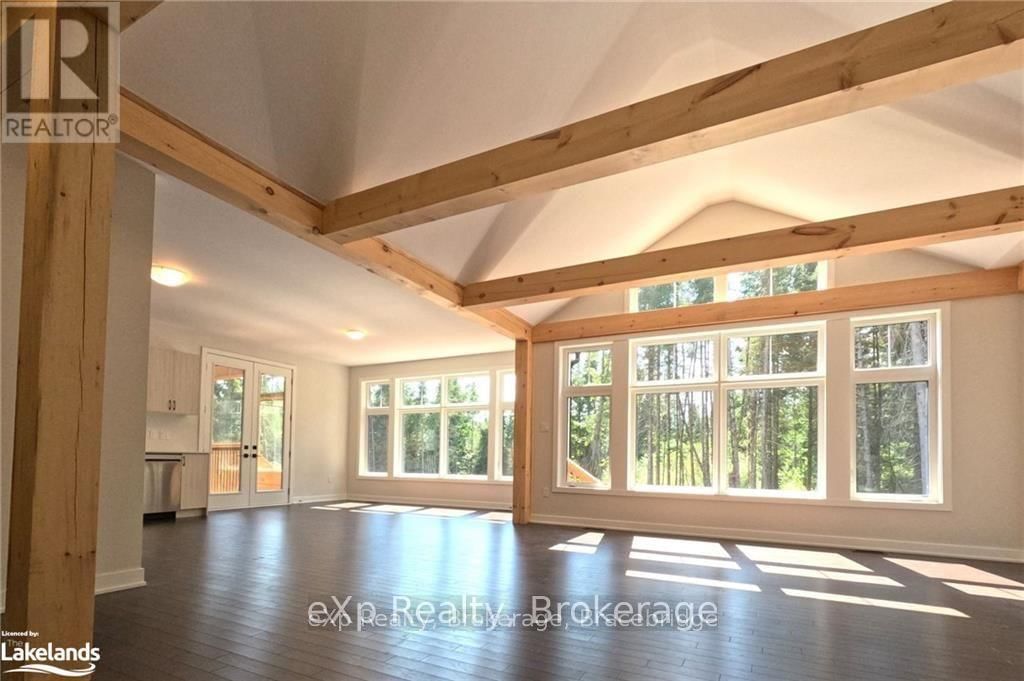 1052 GREENSVIEW DRIVE Image 1