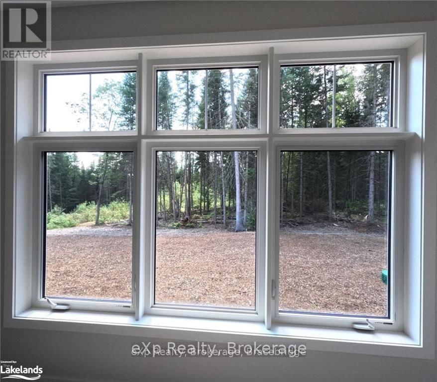 1052 GREENSVIEW DRIVE Image 10