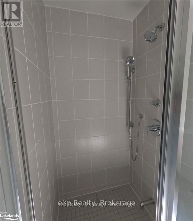 1052 GREENSVIEW DRIVE Image 14