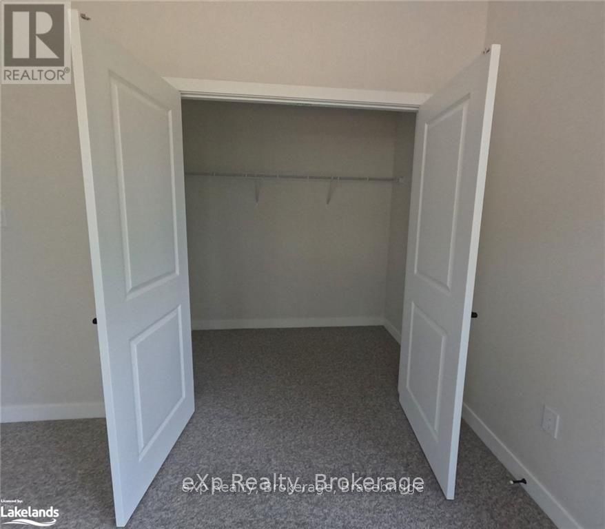 1052 GREENSVIEW DRIVE Image 17