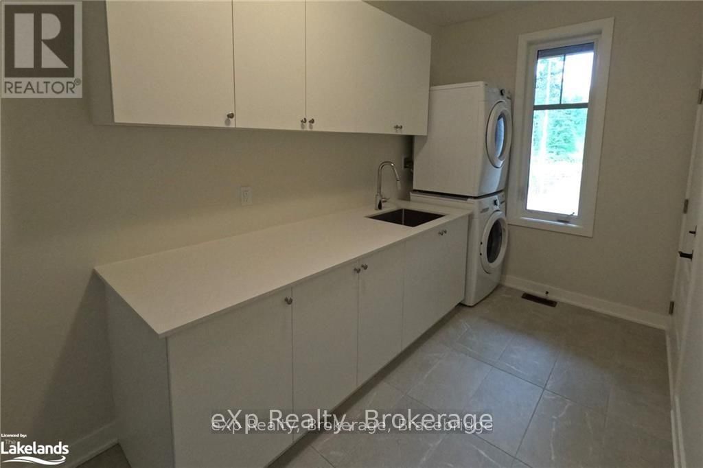 1052 GREENSVIEW DRIVE Image 19