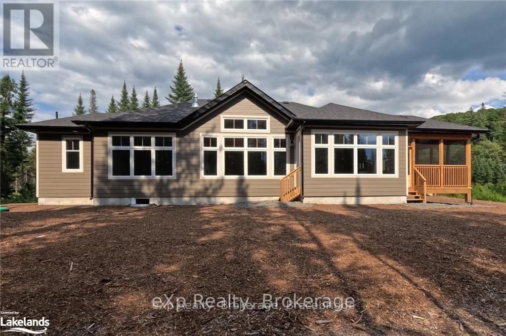 1052 GREENSVIEW DRIVE Image 21