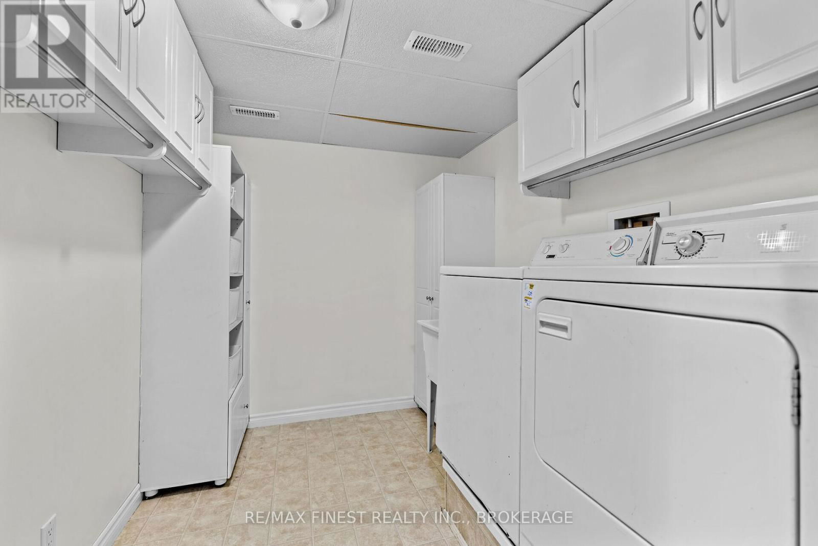 19 DALGLEISH AVENUE Image 38