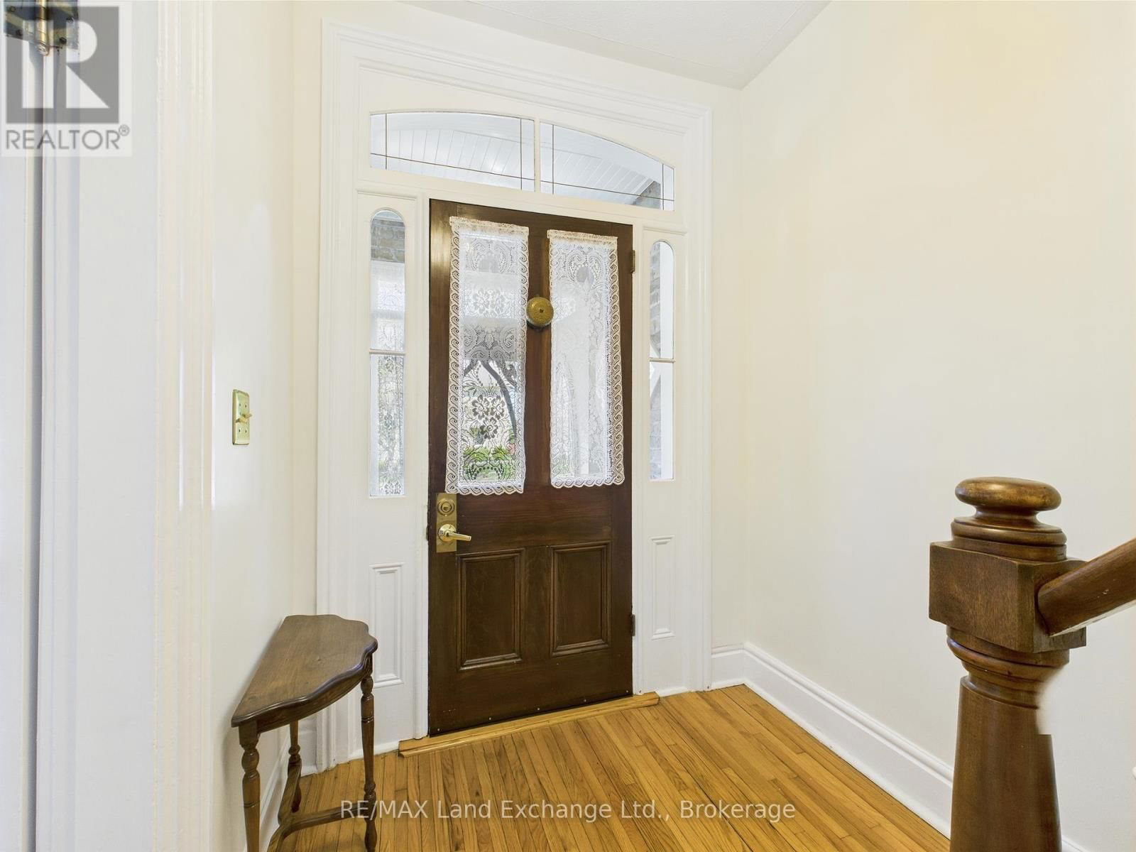 813 PRINCES STREET NORTH Image 3
