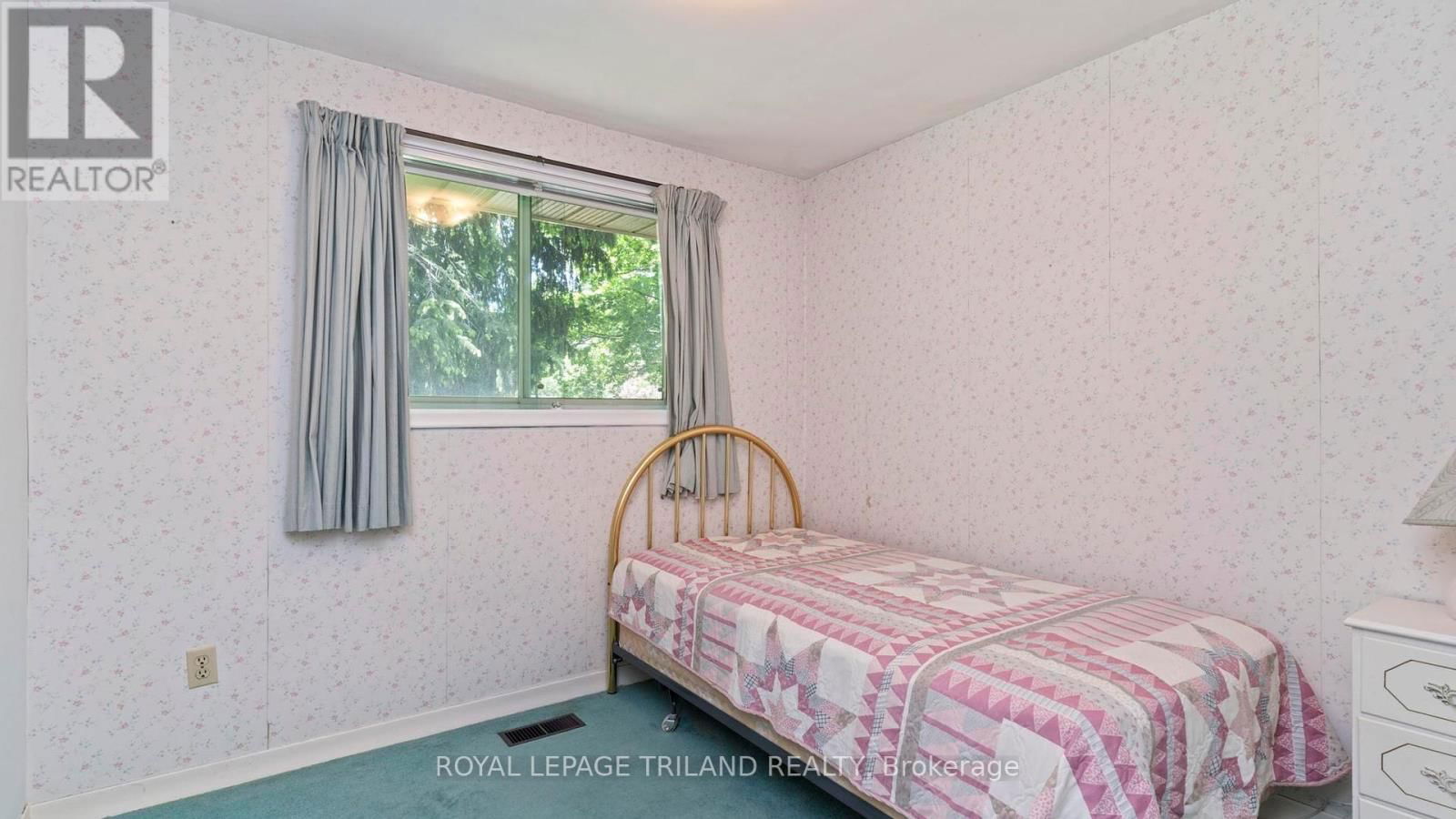 125 DELMONT PLACE Image 12