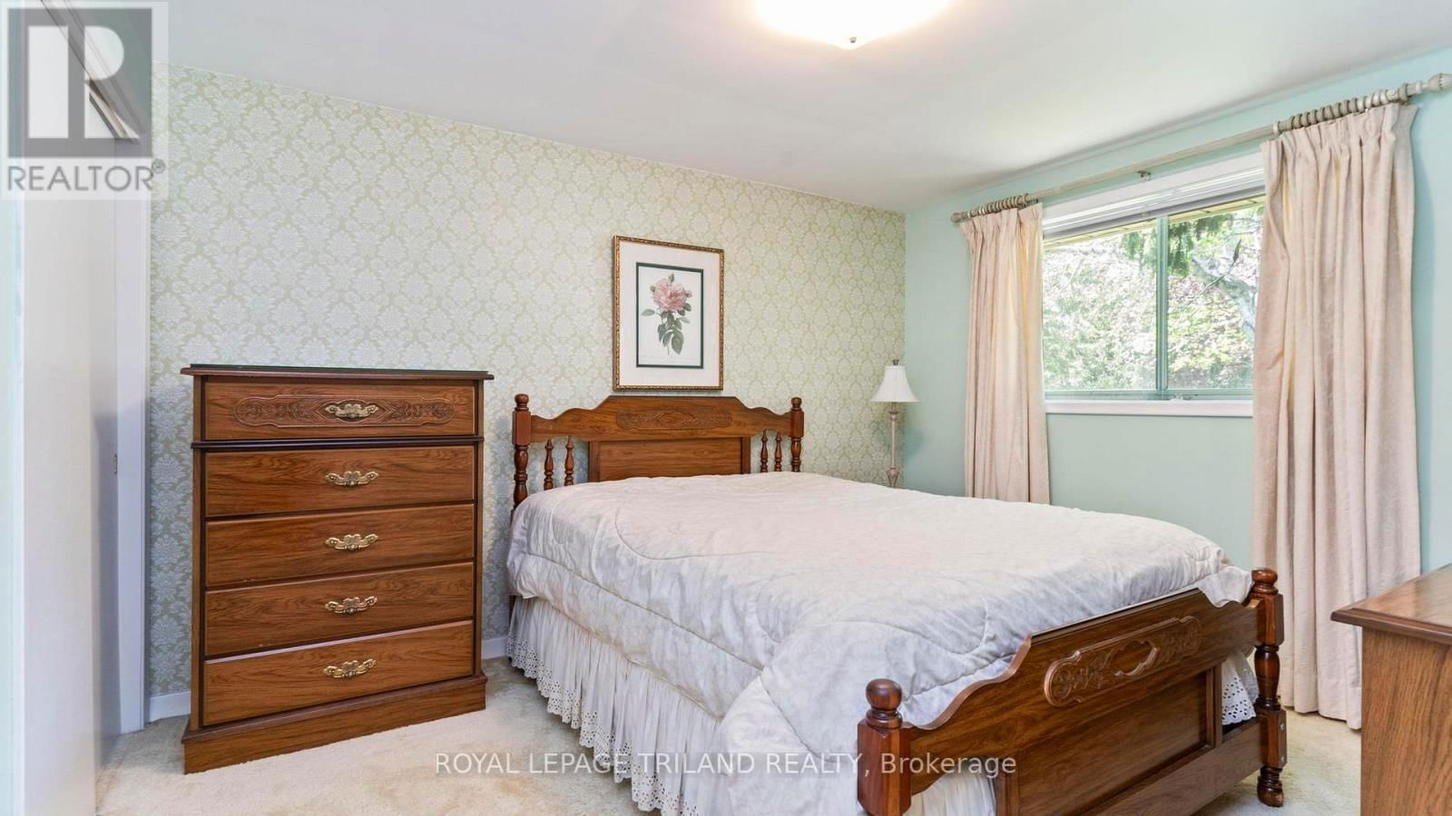 125 DELMONT PLACE Image 14