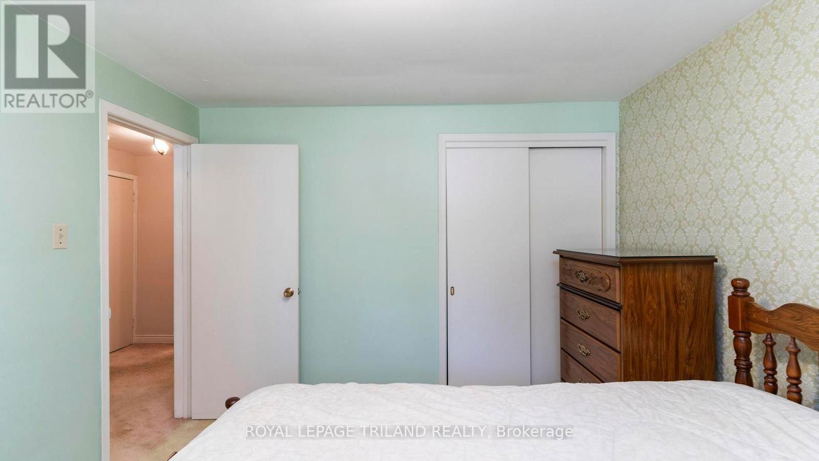 125 DELMONT PLACE Image 15