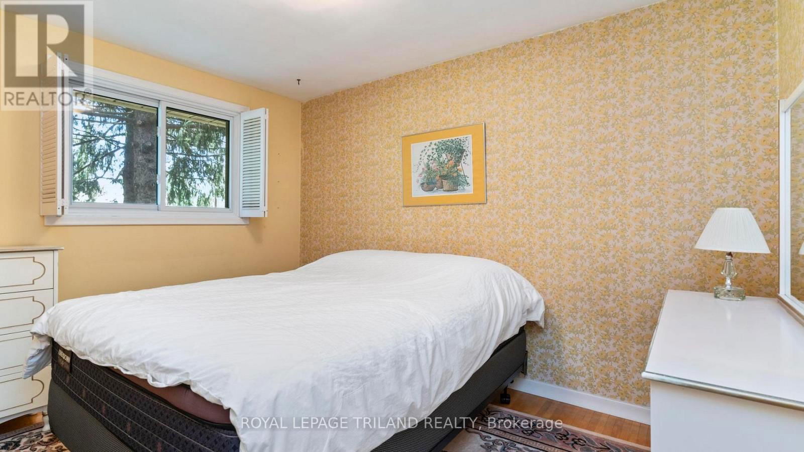 125 DELMONT PLACE Image 16