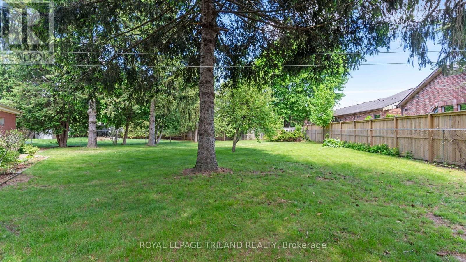 125 DELMONT PLACE Image 27