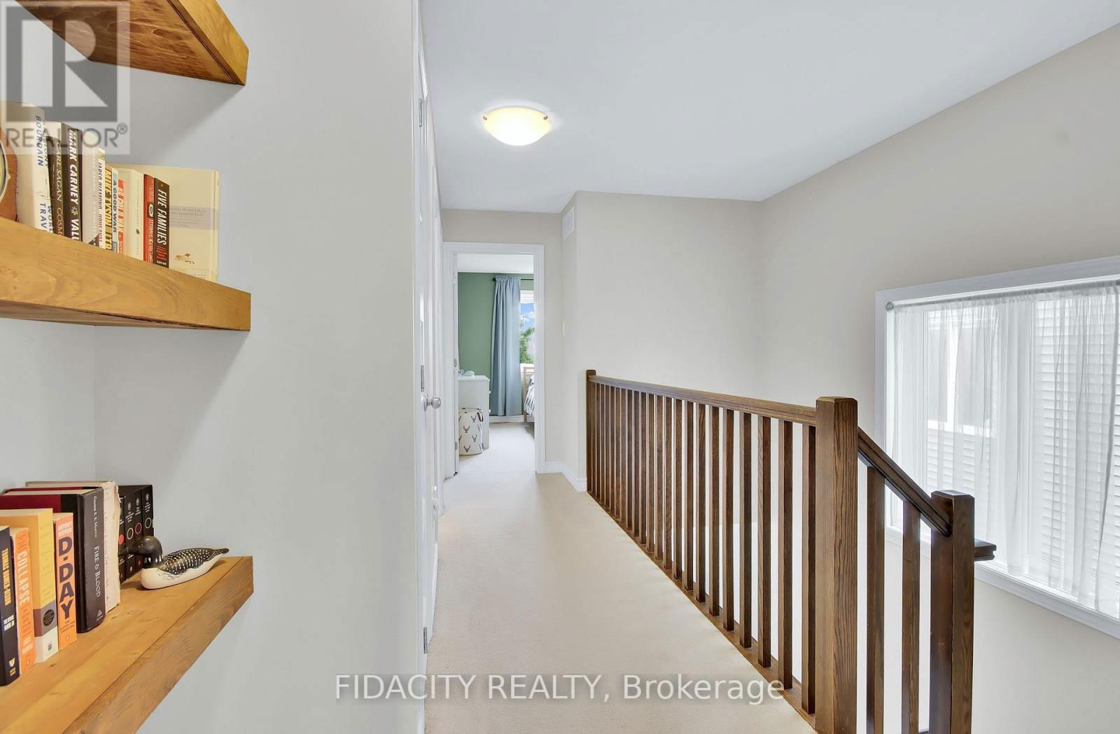 284 WOOD ACRES GROVE Image 23