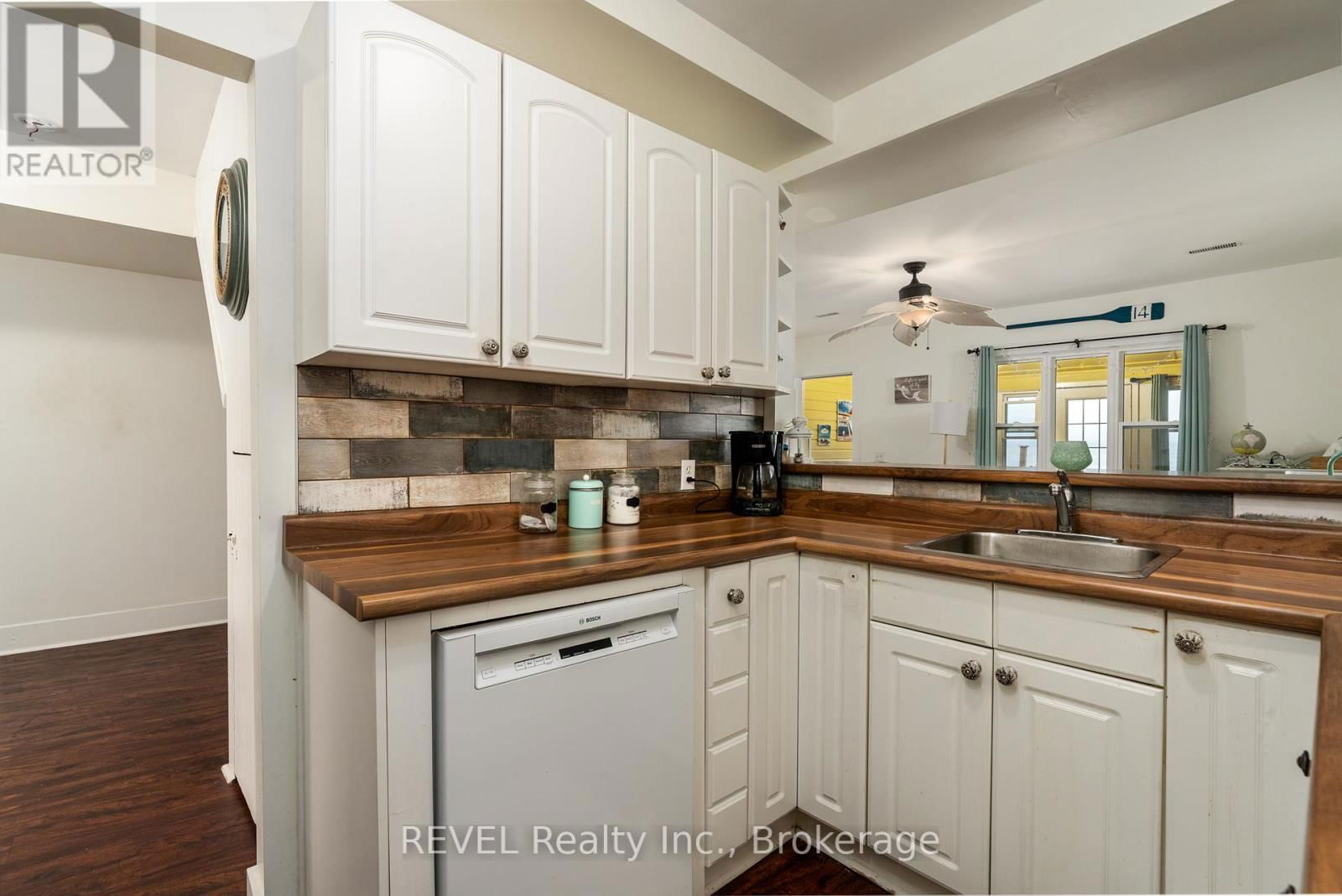 3819 TERRACE LANE Image 18