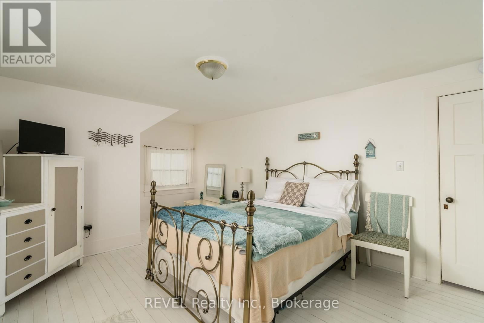 3819 TERRACE LANE Image 27
