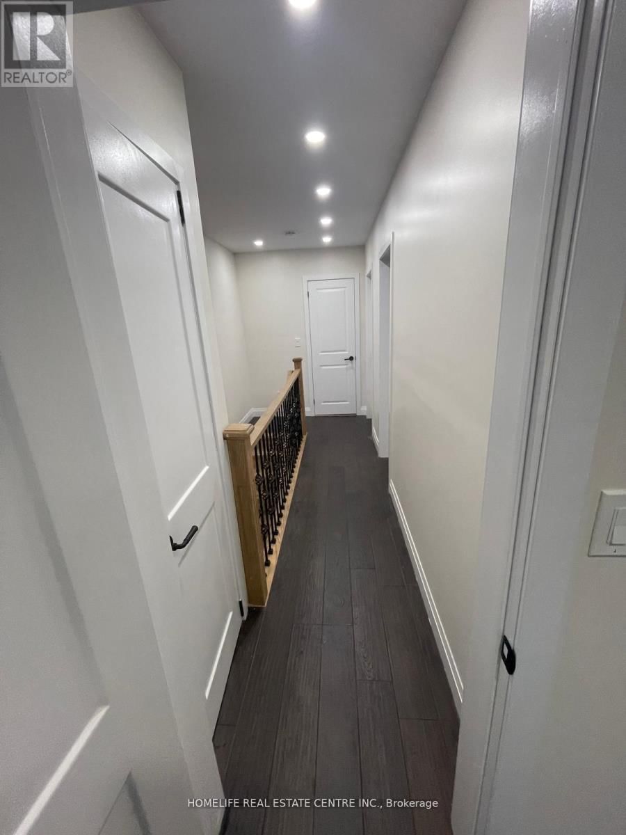 4 MINTO AVENUE Image 10