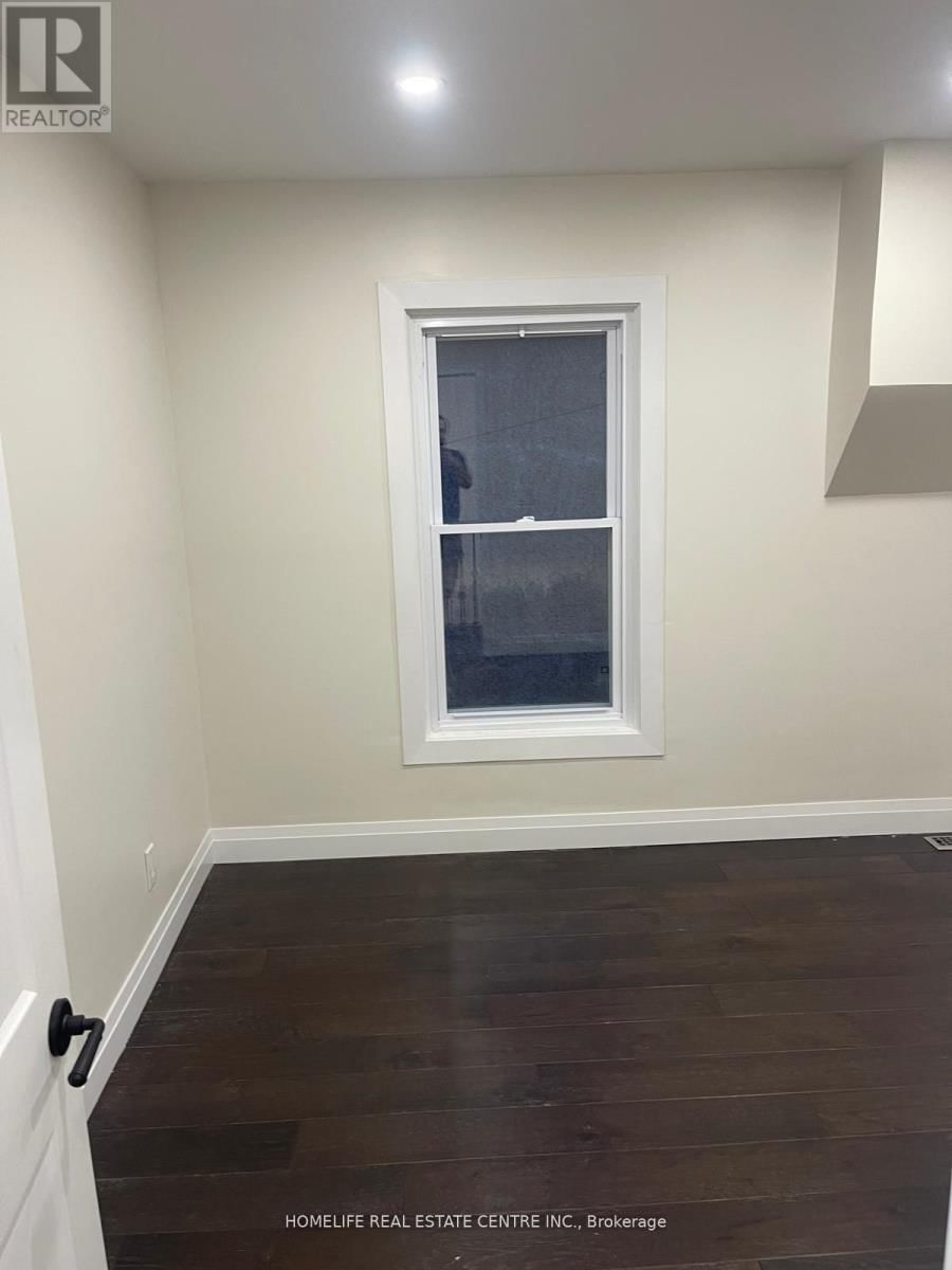 4 MINTO AVENUE Image 22