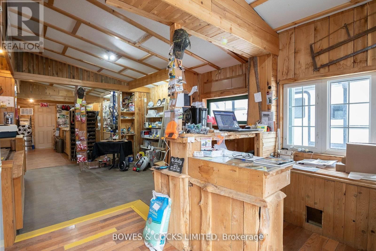 5490 HIGHWAY 620 Image 32