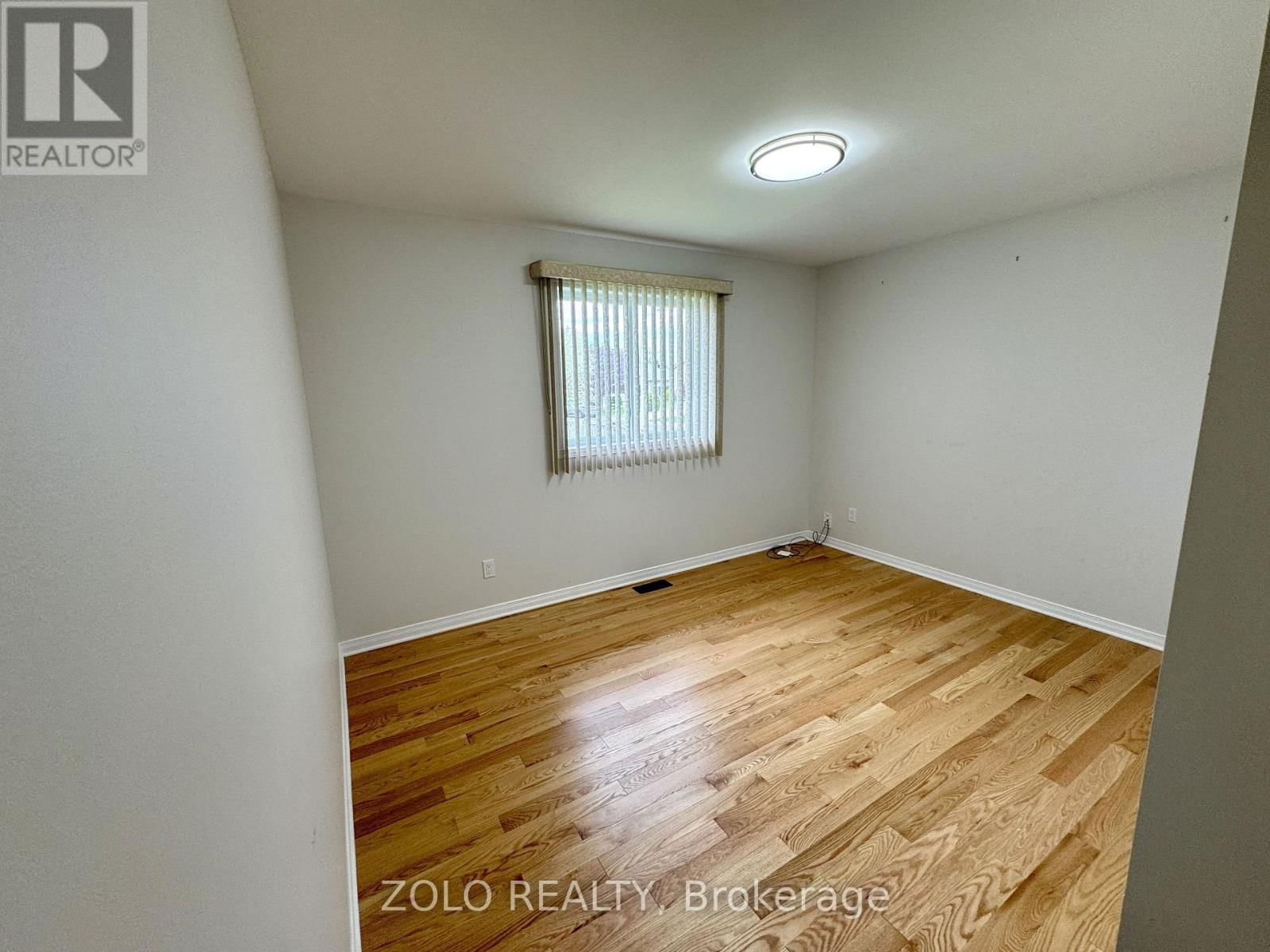 329 ELLEN AVENUE Image 12