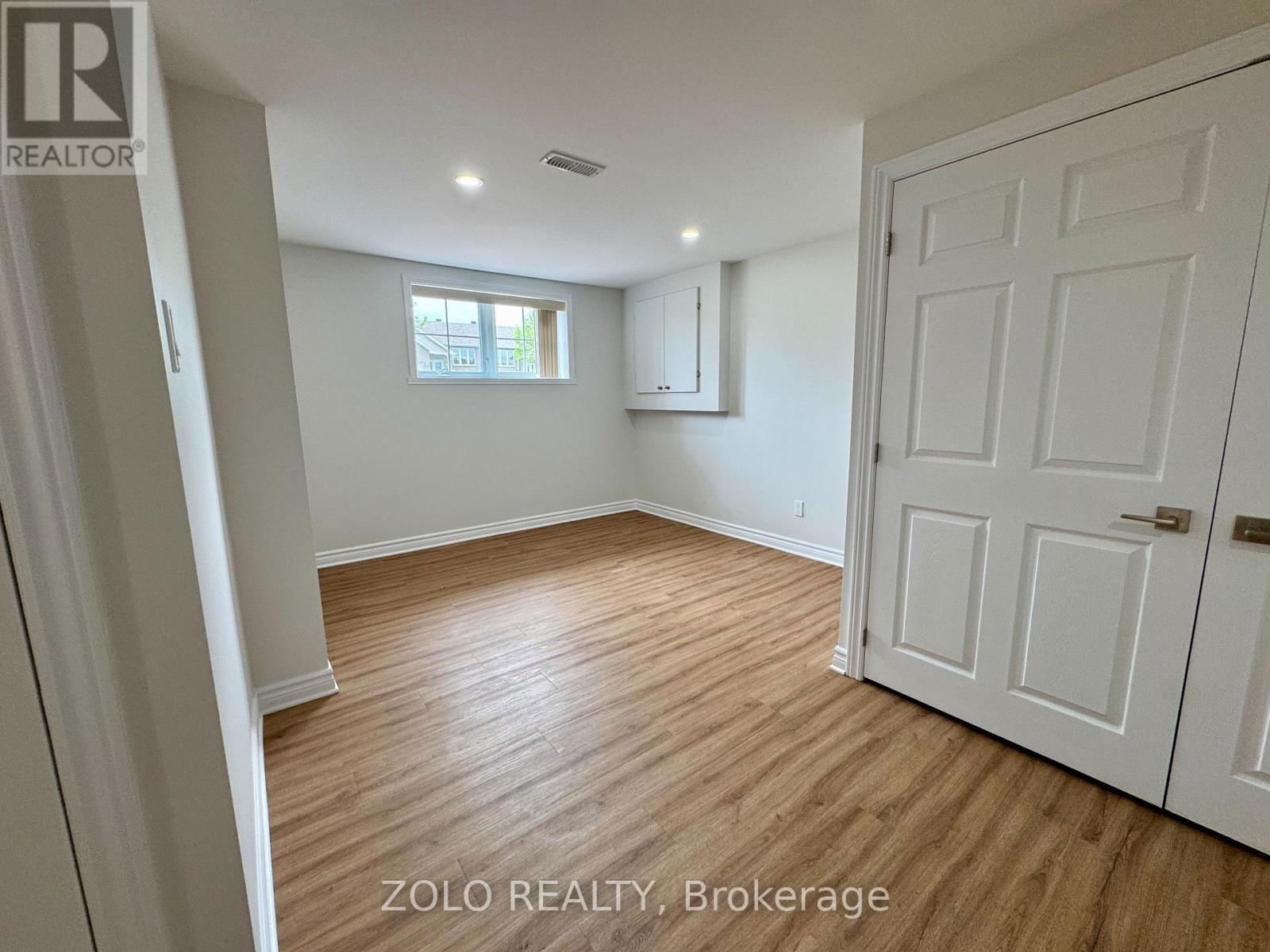 329 ELLEN AVENUE Image 18