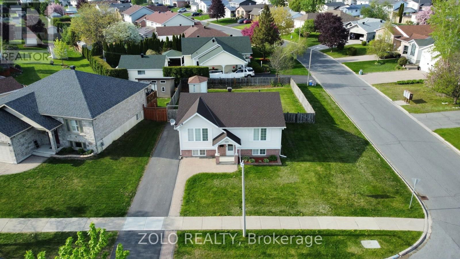 329 ELLEN AVENUE Image 2