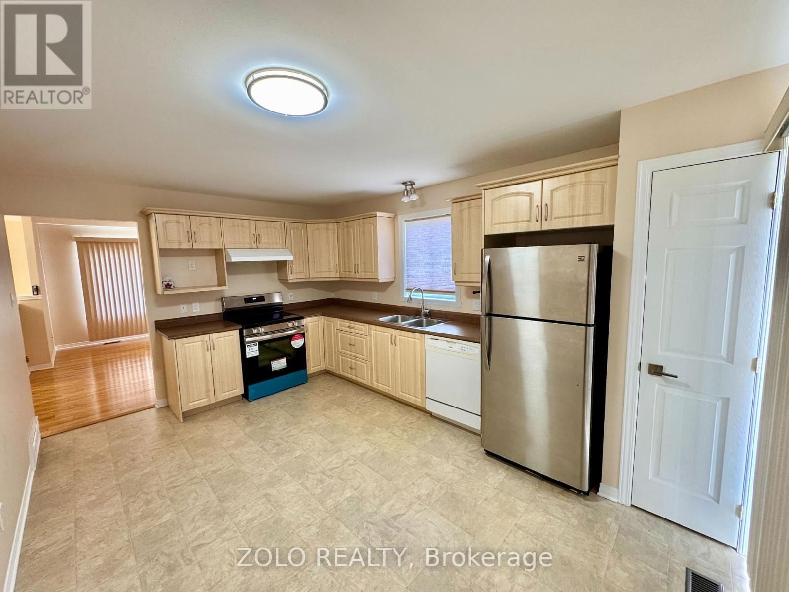 329 ELLEN AVENUE Image 8