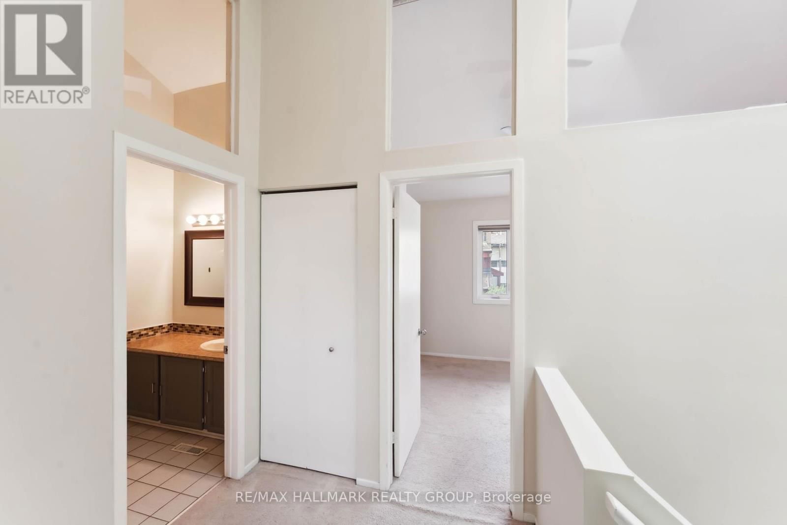 12 - 110 WALNUT COURT Image 18