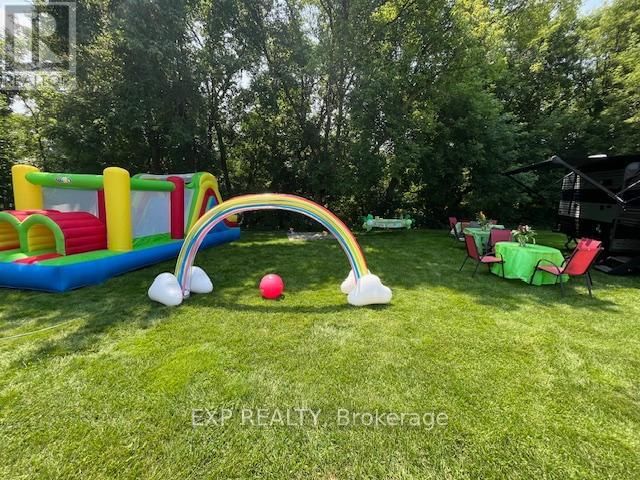 320 FRANCIS STREET Image 6