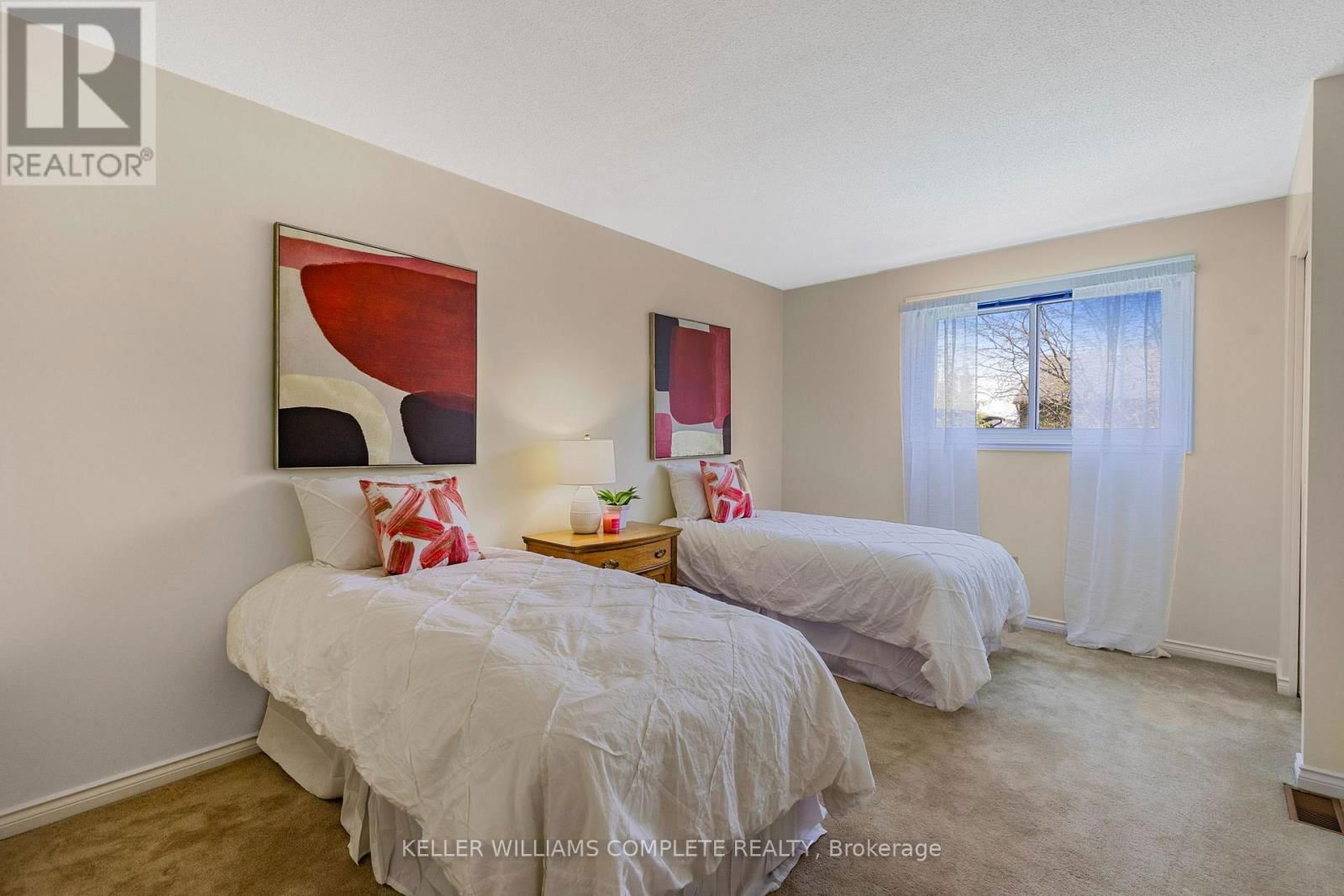 106 MAPLE DRIVE Image 25