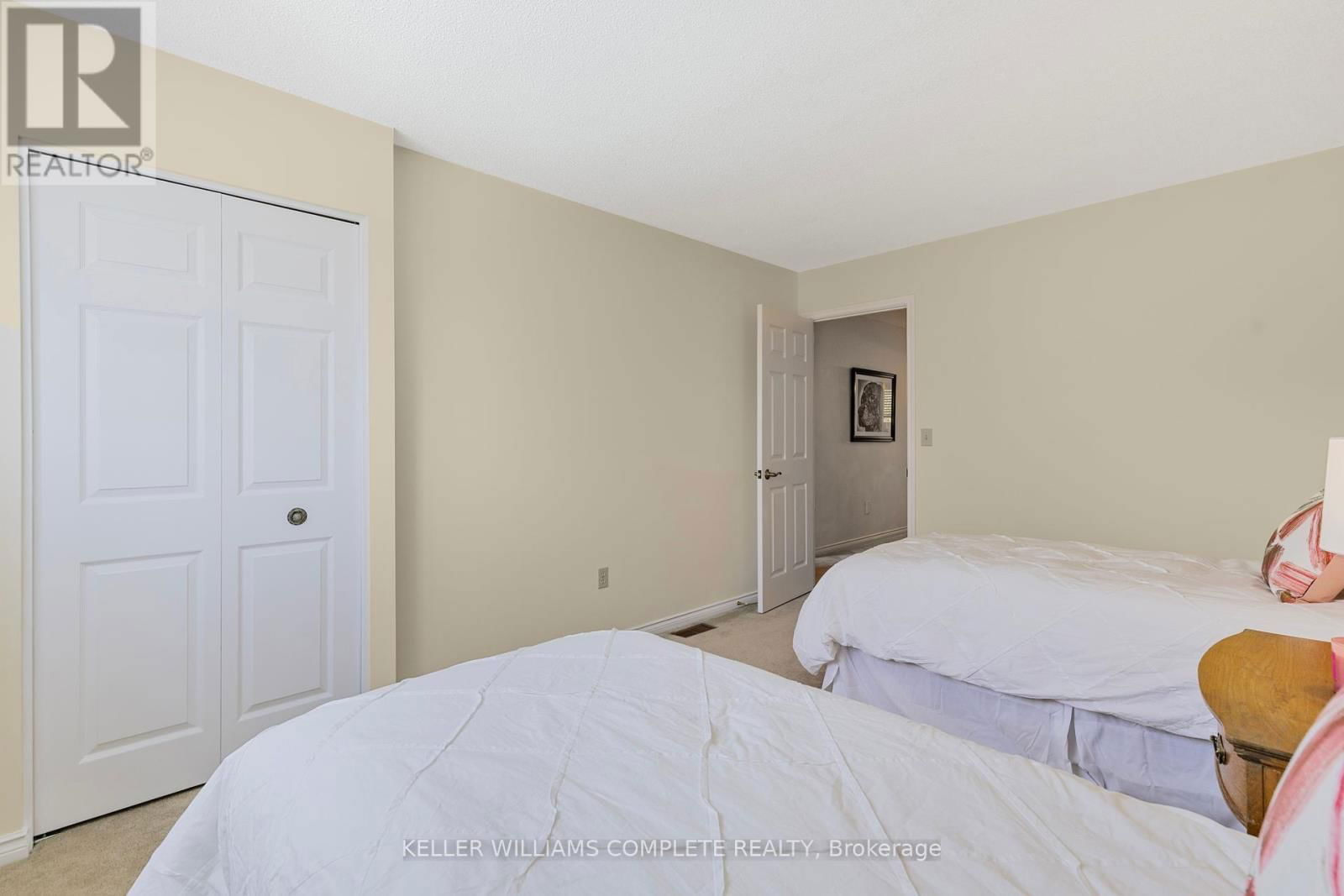 106 MAPLE DRIVE Image 26
