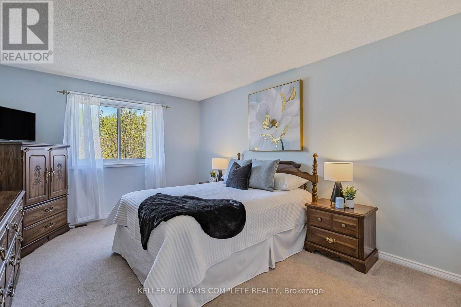 106 MAPLE DRIVE Image 28