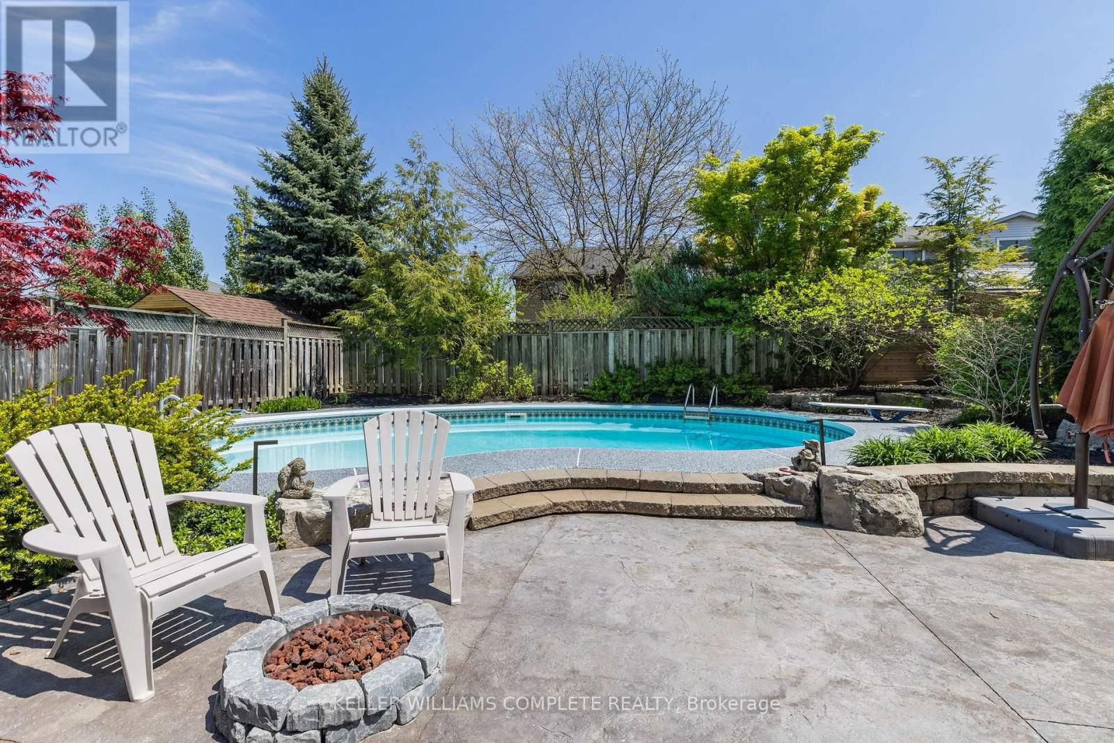 106 MAPLE DRIVE Image 40