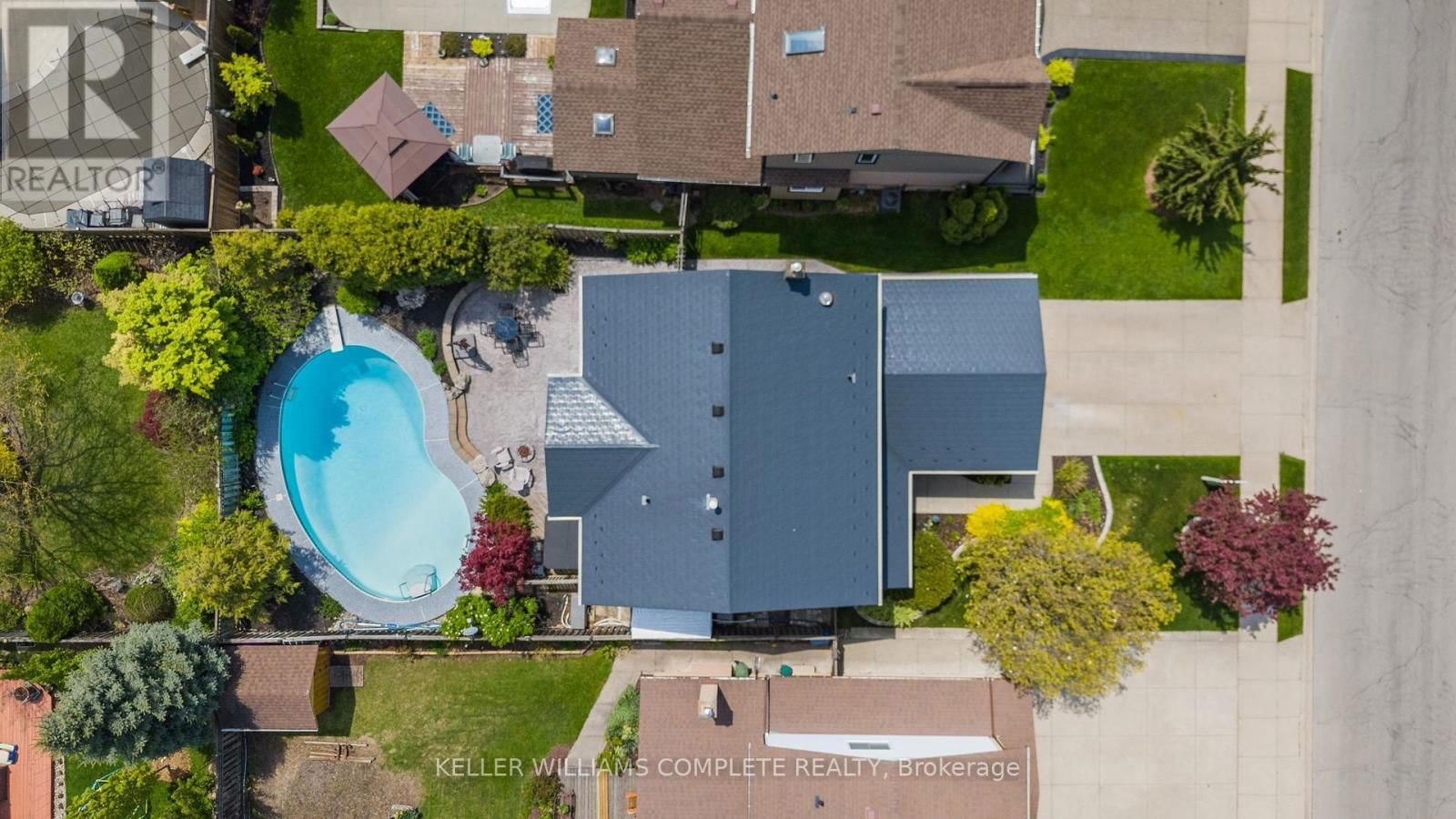 106 MAPLE DRIVE Image 45
