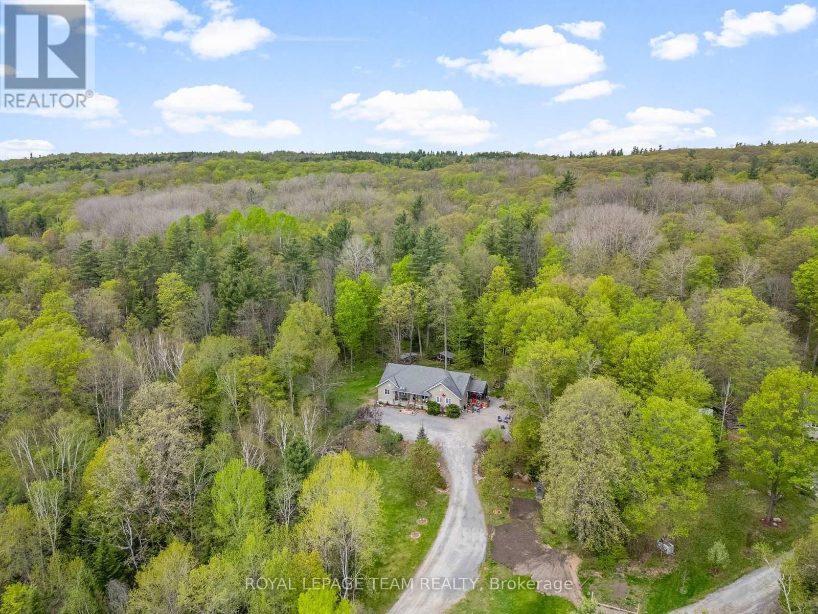 2504 CALABOGIE ROAD Image 50