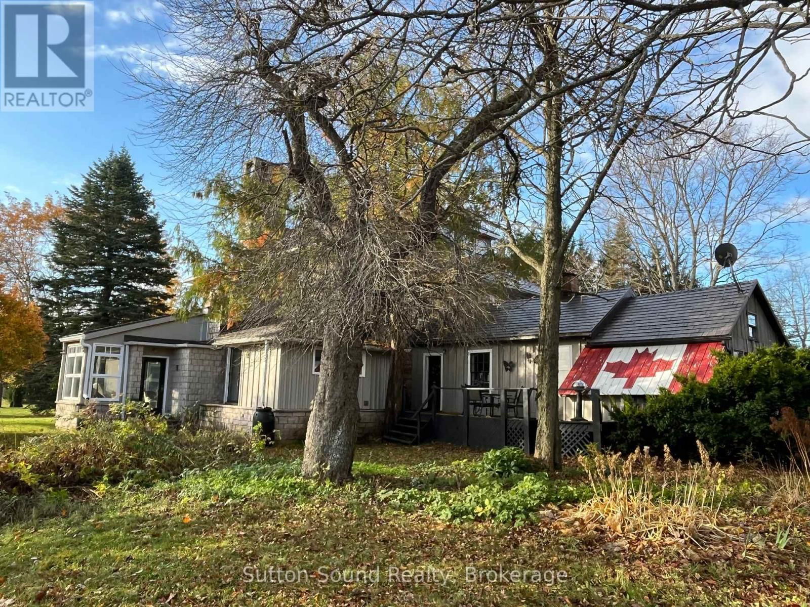 382105 17 CORNERS Image 34