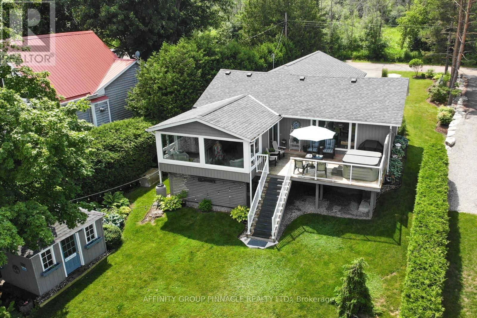 64 GLENVALE DRIVE Image 32