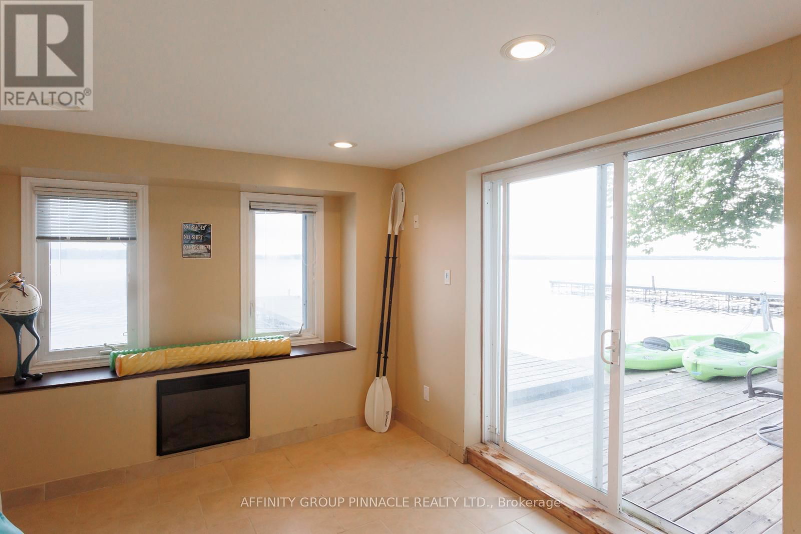 64 GLENVALE DRIVE Image 37