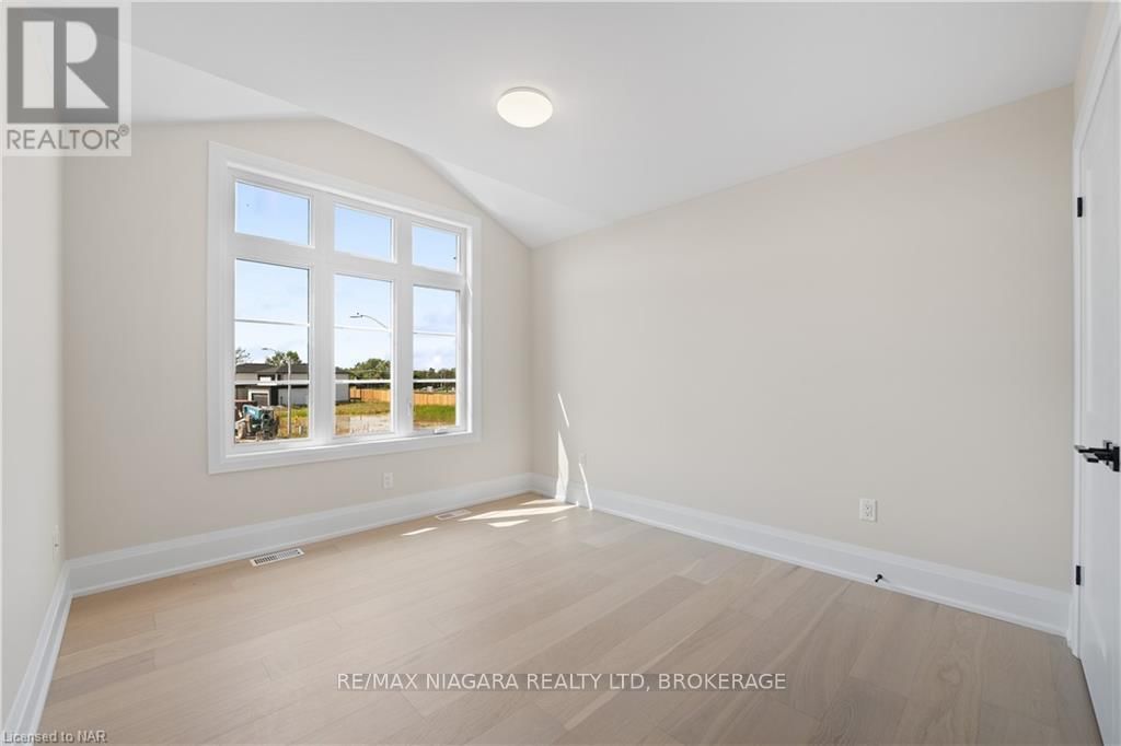 LOT 24 - 6140 CURLIN CRESCENT Image 30