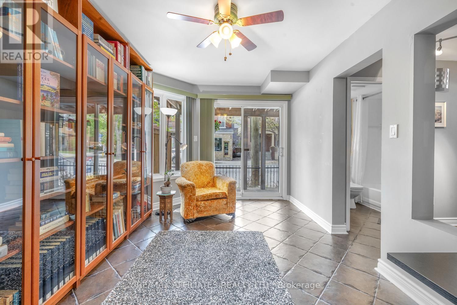 255 KENT STREET Image 10