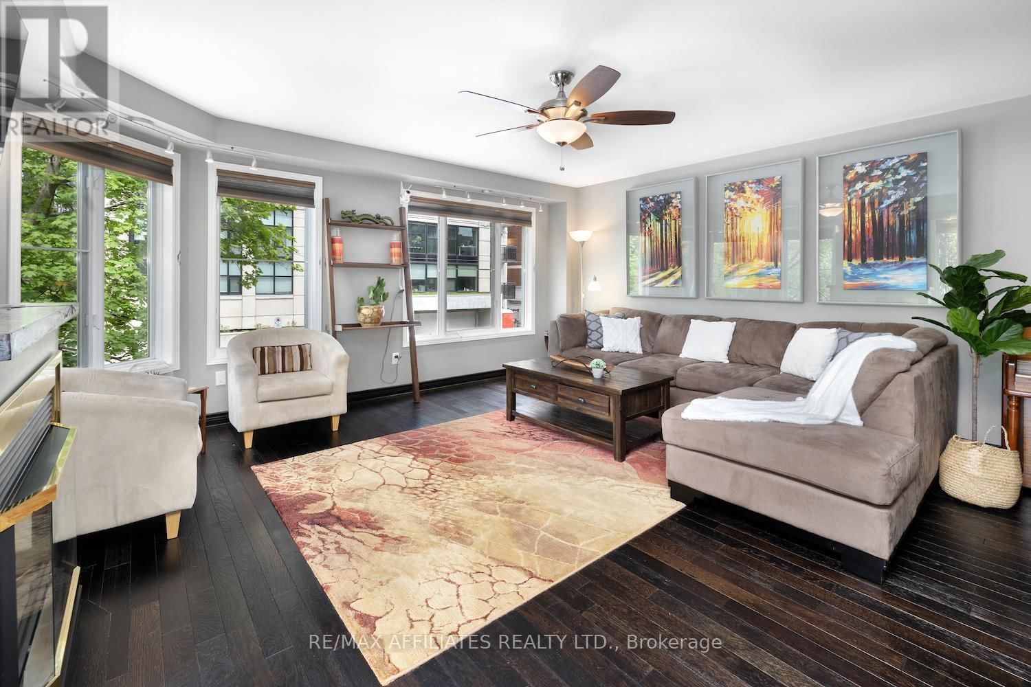 255 KENT STREET Image 15