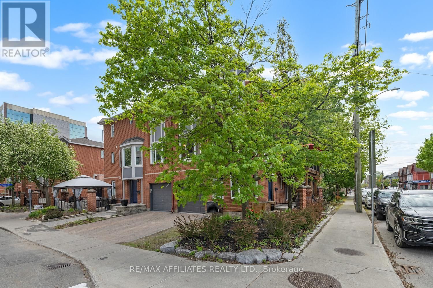 255 KENT STREET Image 2