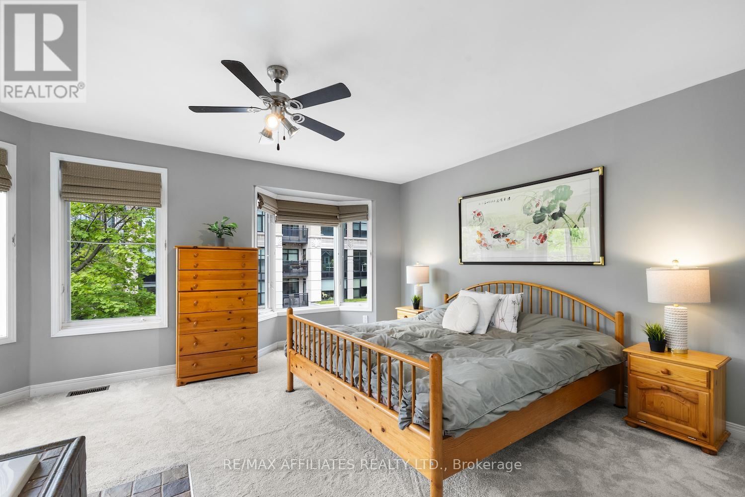 255 KENT STREET Image 33