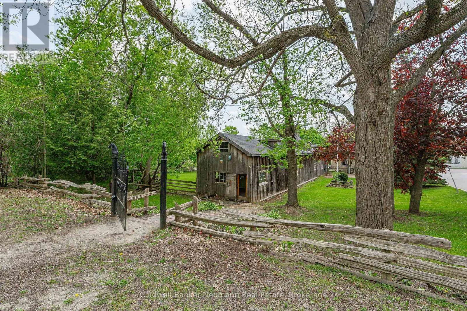 52 BROCK ROAD SOUTH Image 41