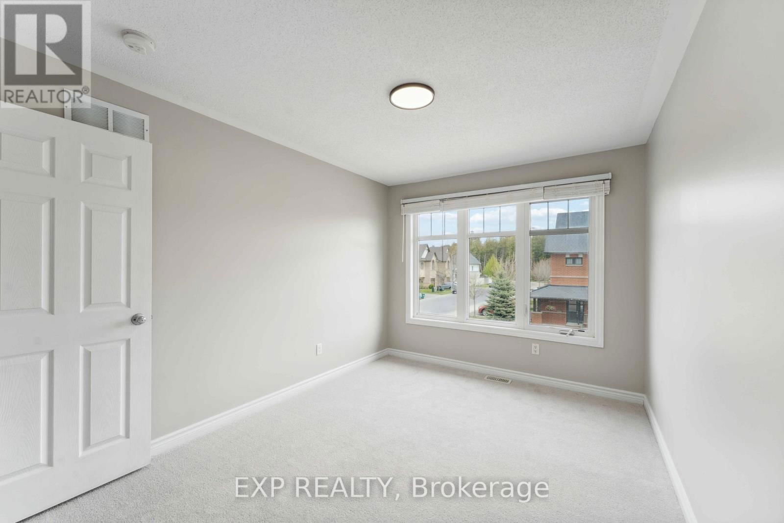 195 MANCINI WAY Image 30