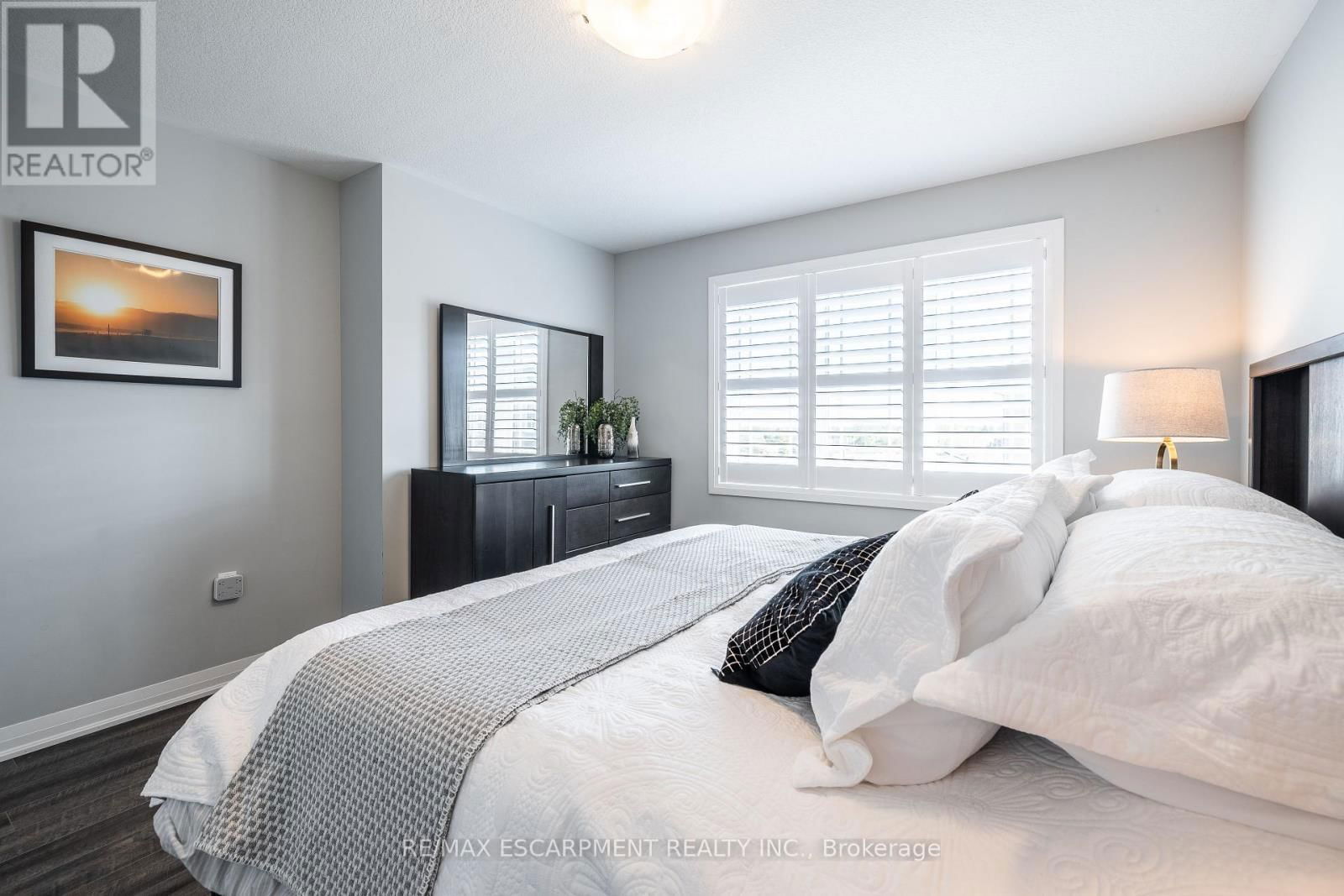 51 LAGUNA VILLAGE CRESCENT WEST Image 18