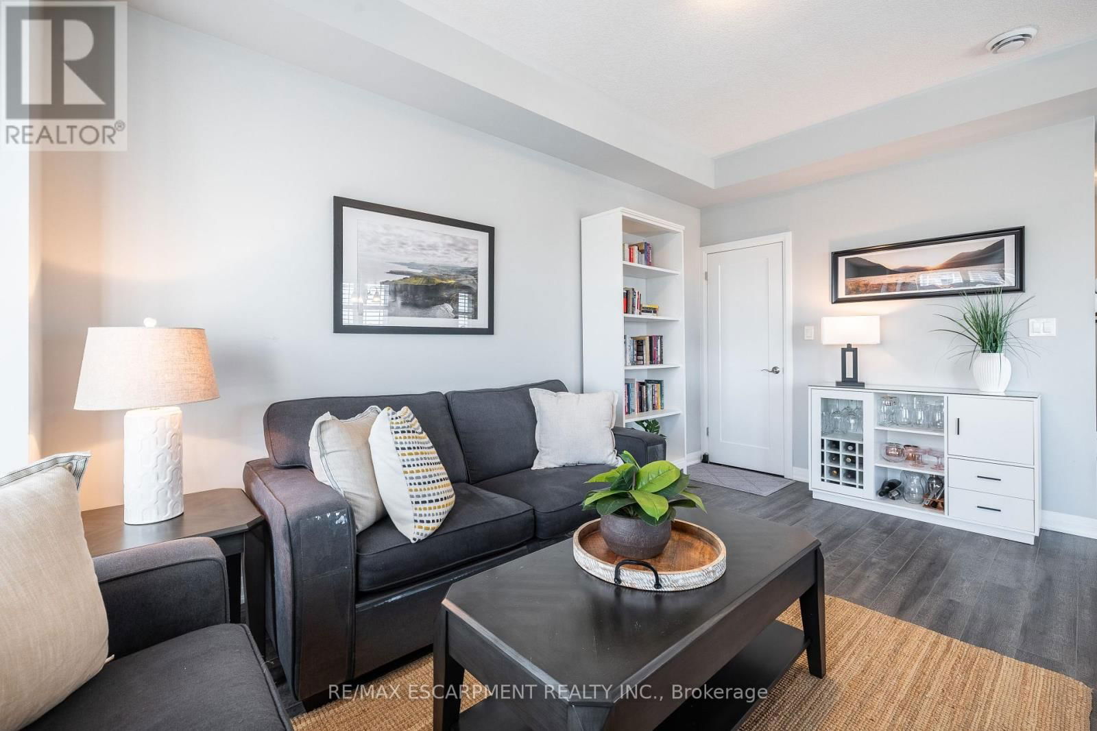51 LAGUNA VILLAGE CRESCENT WEST Image 9