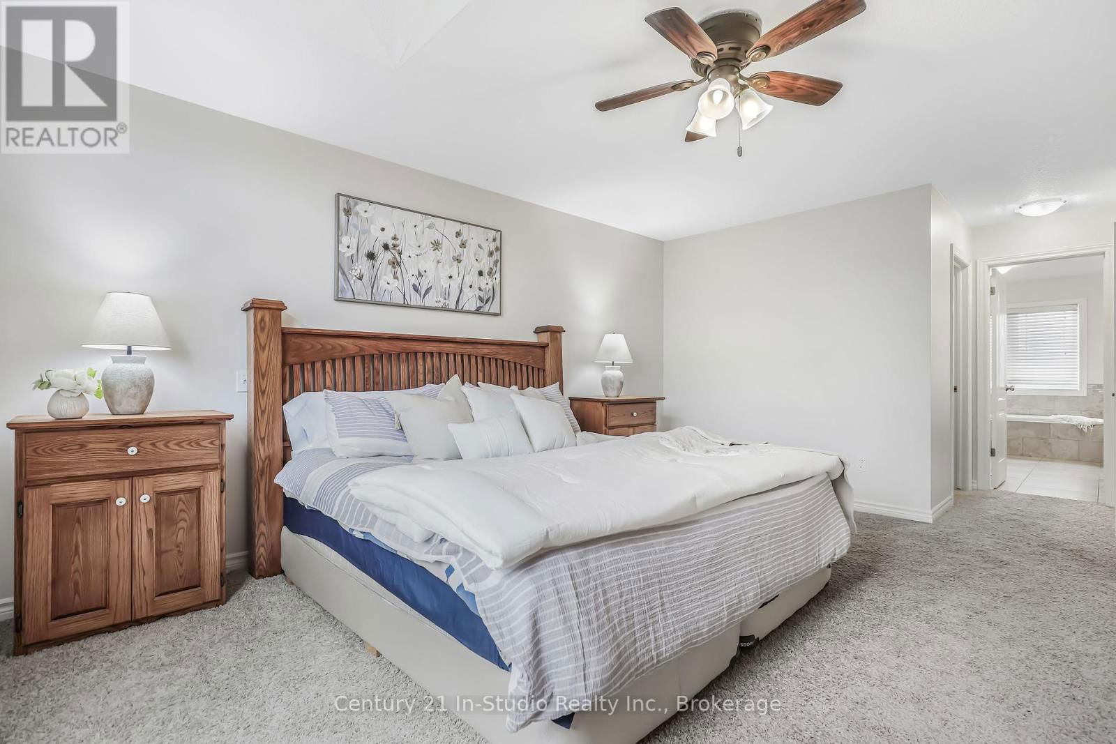 857 SUMPTON STREET Image 31