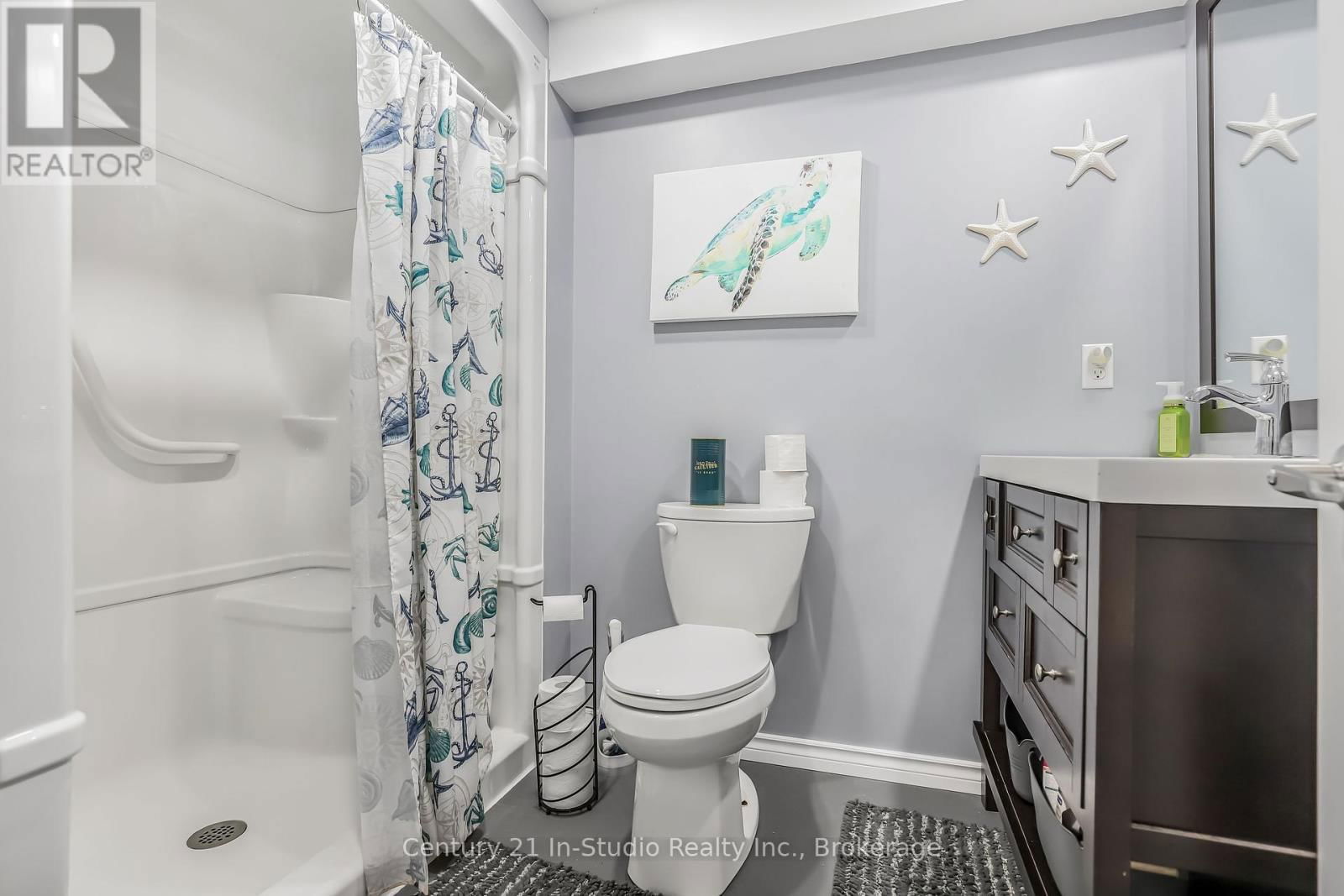 857 SUMPTON STREET Image 46