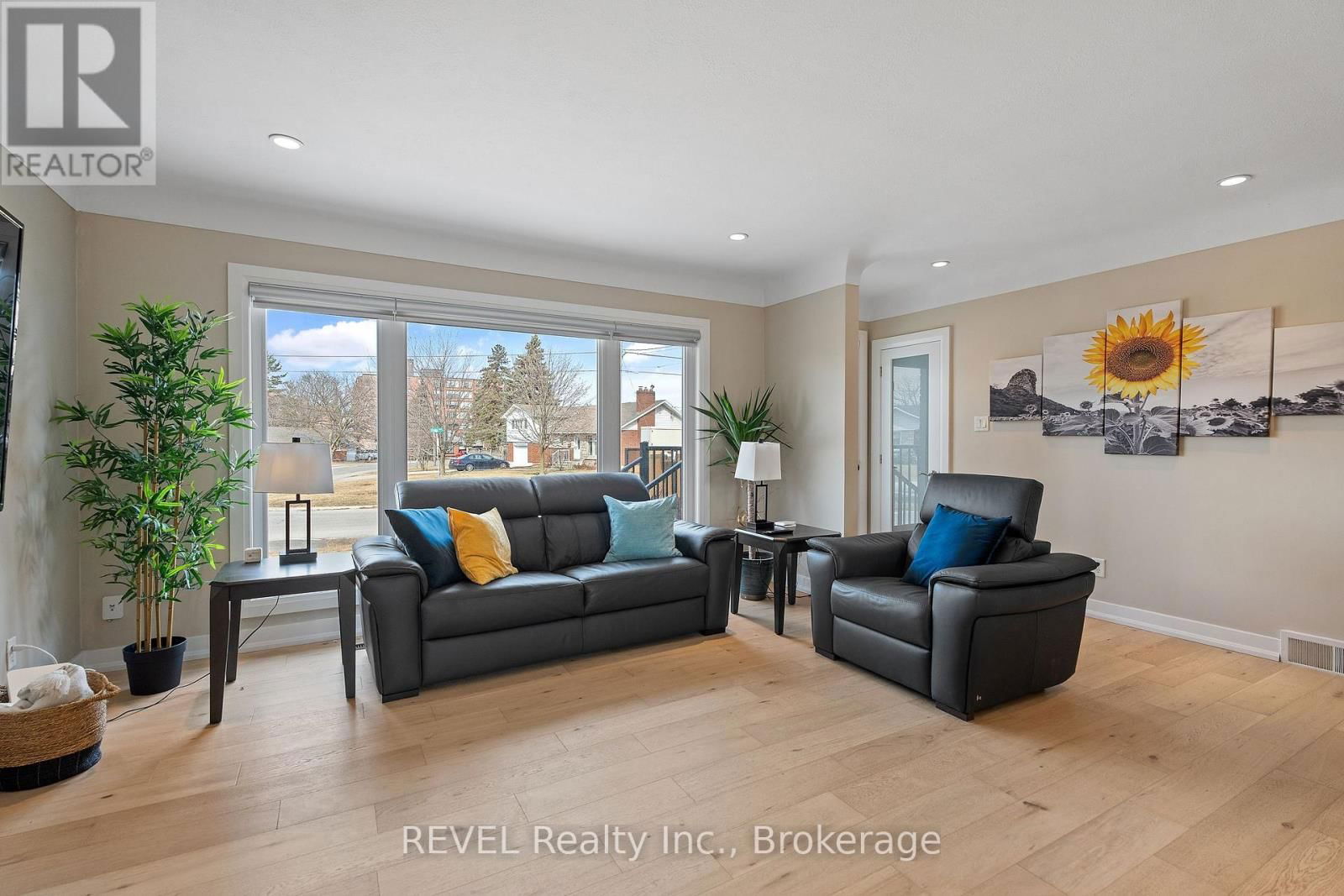 28 DALE AVENUE Image 14