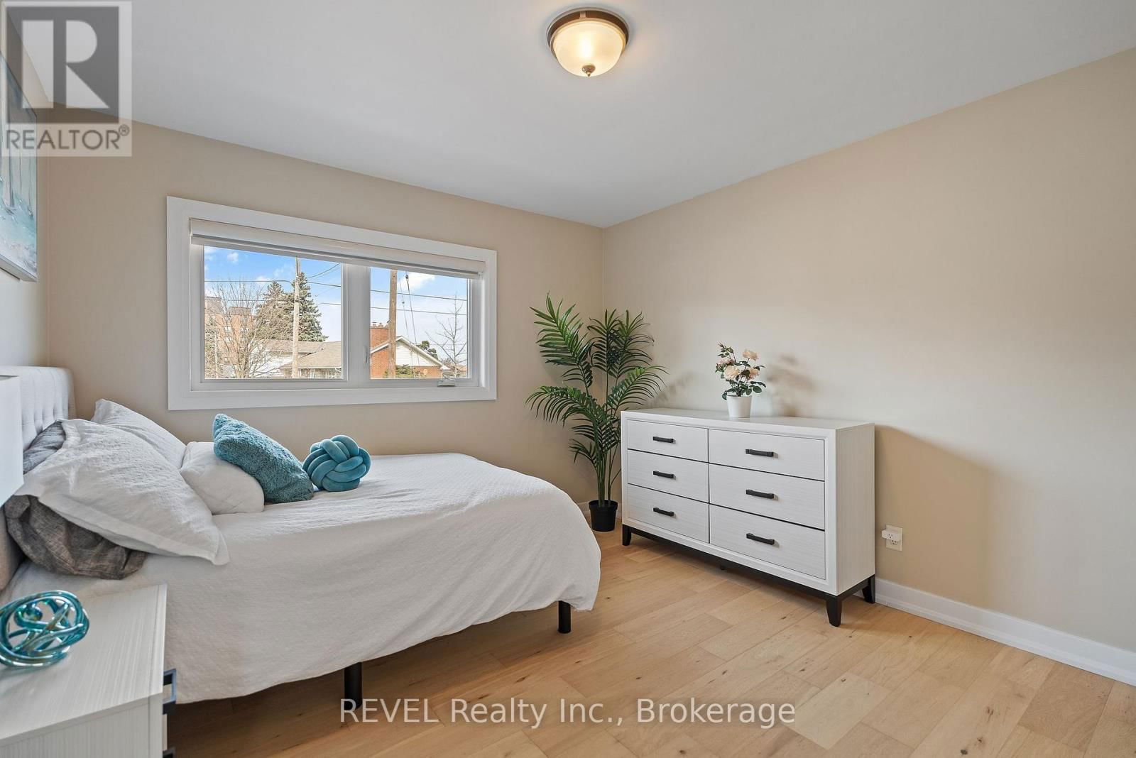 28 DALE AVENUE Image 16