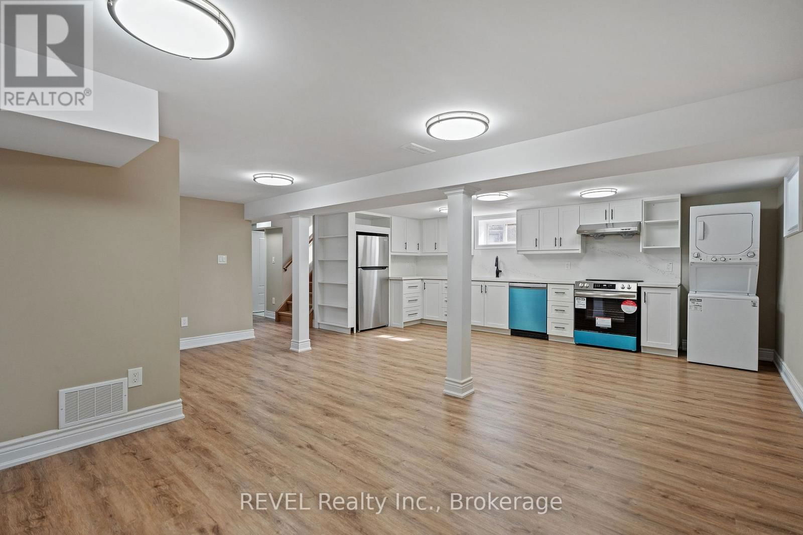 28 DALE AVENUE Image 24